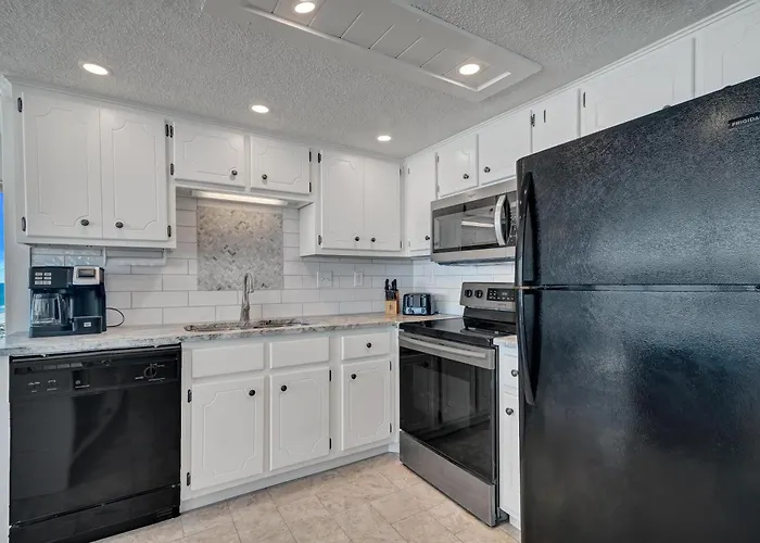Island Winds West Unit 880 Holiday home Gulf Shores