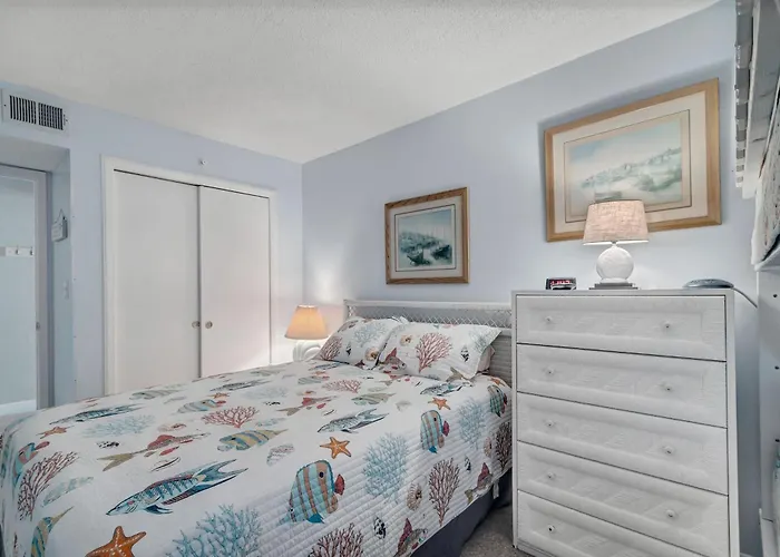Island Winds West Unit 880