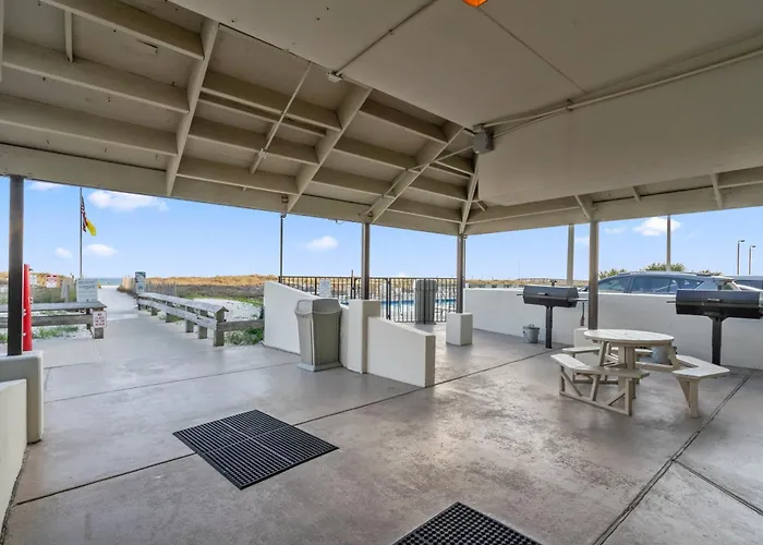 Island Winds West Unit 880 Holiday home